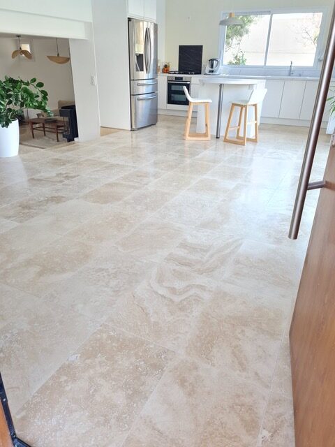 Travertin Premium Light Mix Rebouché Adouci 61x40,6x1,2